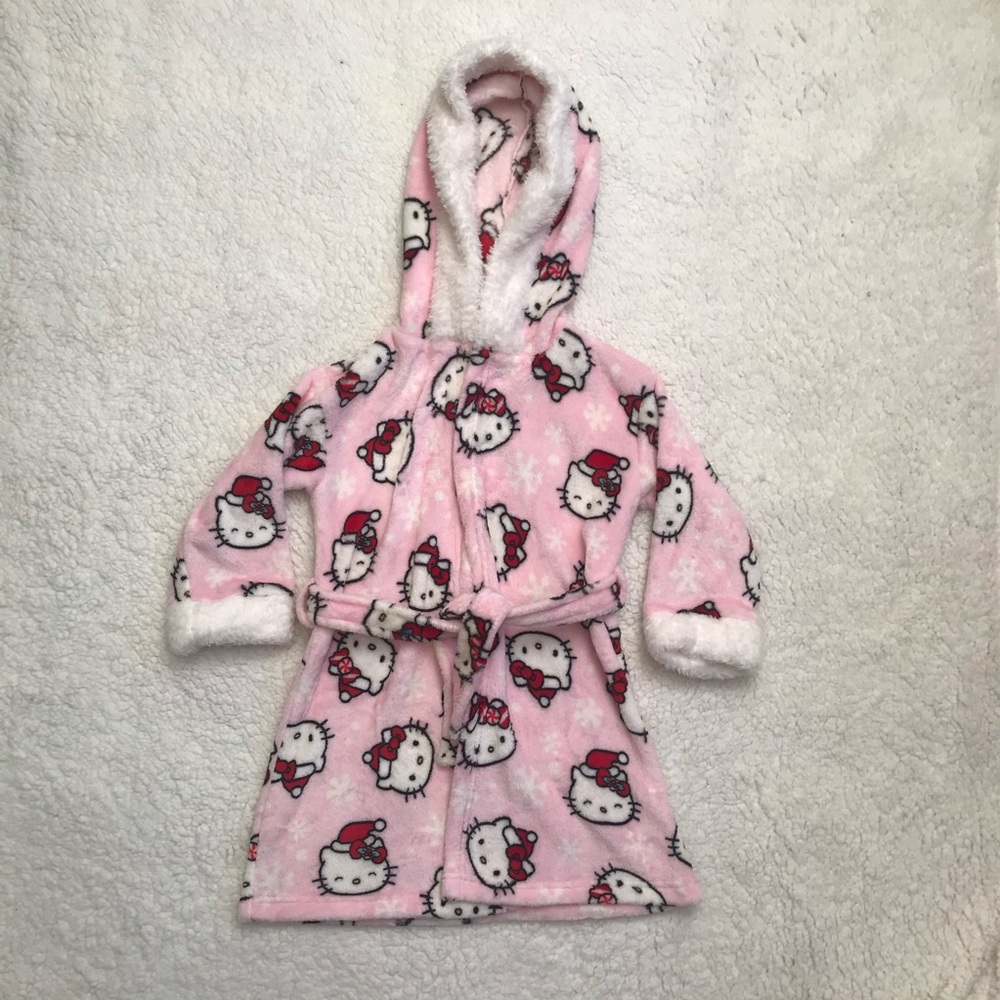 Hello Kitty Hooded Robe - Picture 2 of 6